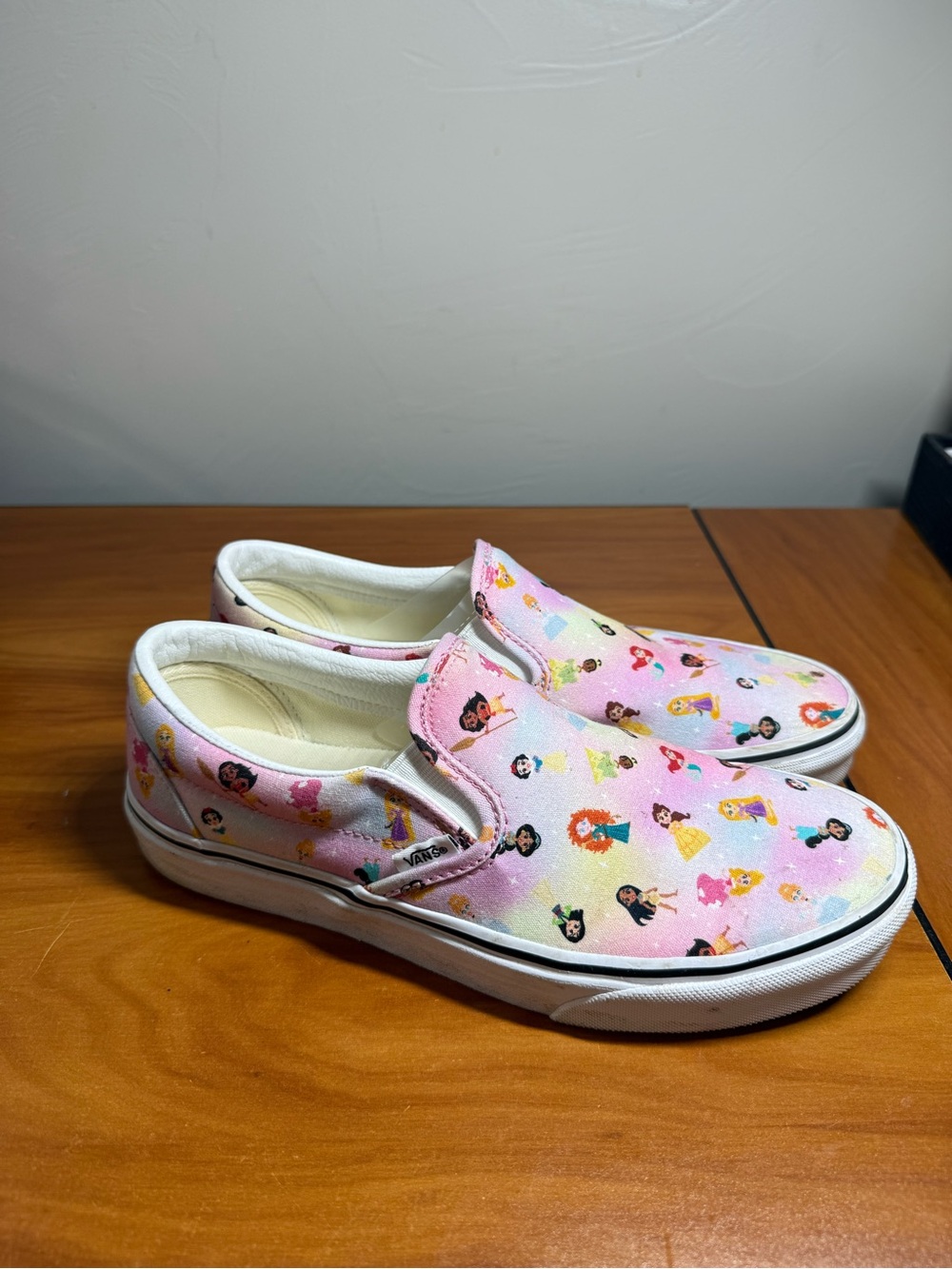 Vans x Disney Princess Custom Slip on Sneaker Pink Canvas Shoe W9.5 - Picture 6 of 10